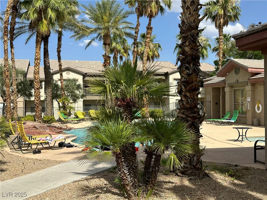8000 Badura, Las Vegas, NV 89113
