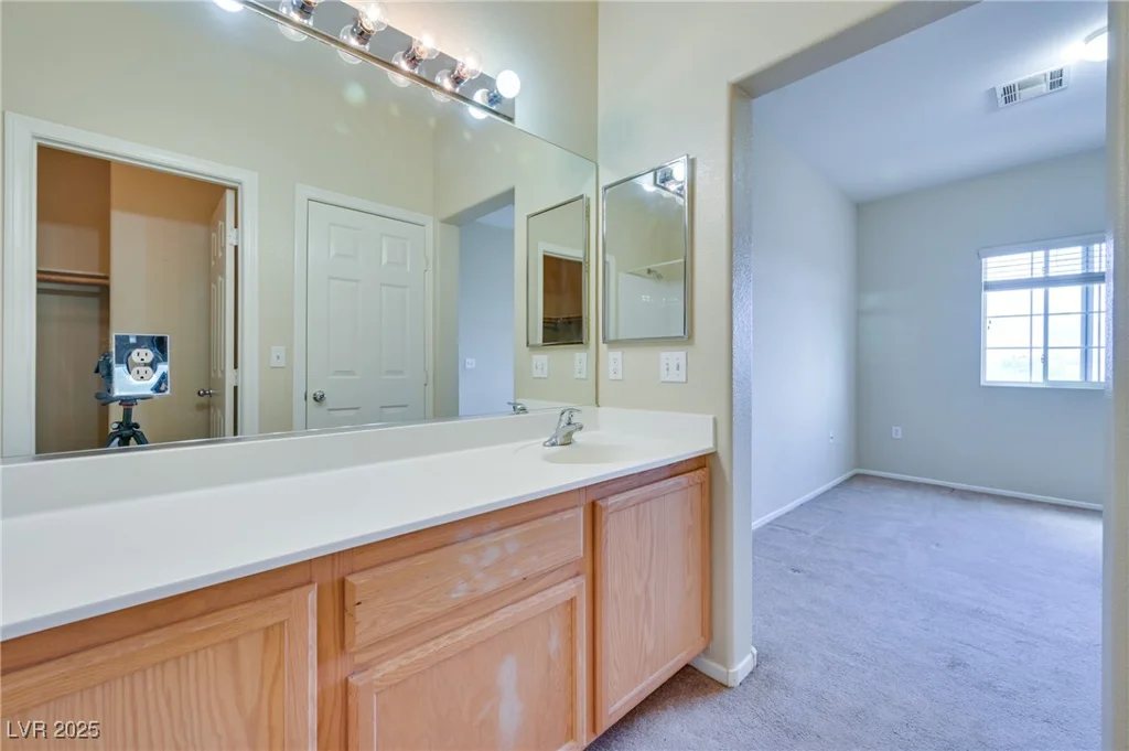 5950 Barbosa, North Las Vegas, NV 89031