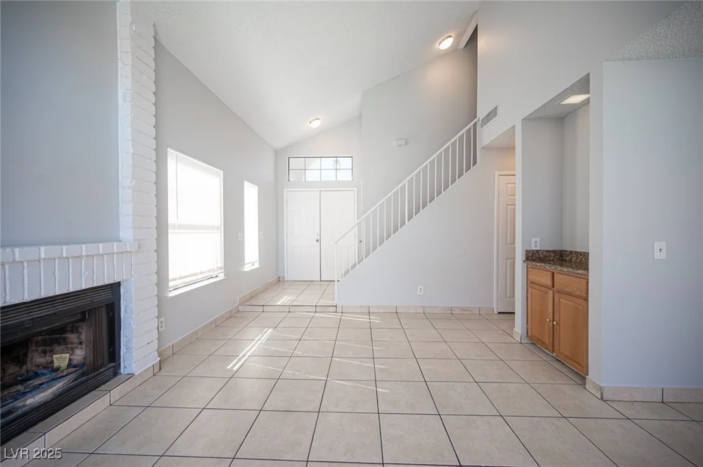 2433 Cycad Tree, Las Vegas, NV 89108