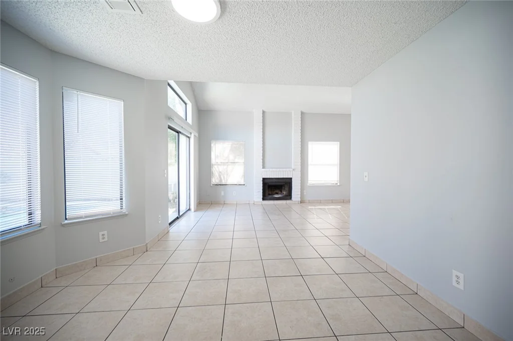 2433 Cycad Tree, Las Vegas, NV 89108