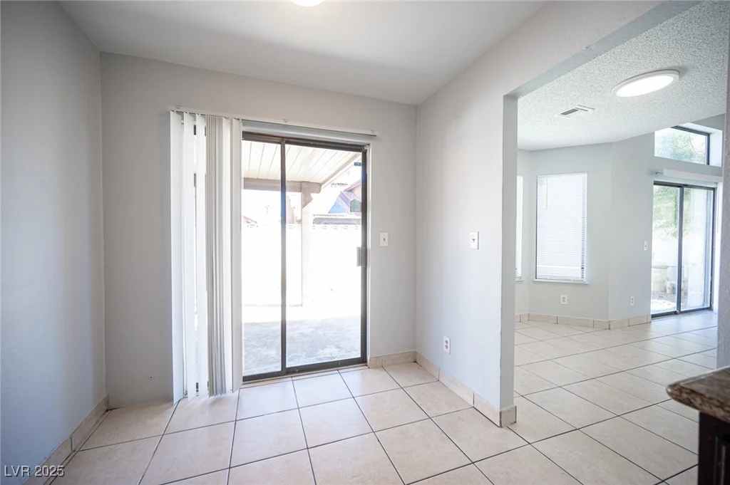 2433 Cycad Tree, Las Vegas, NV 89108