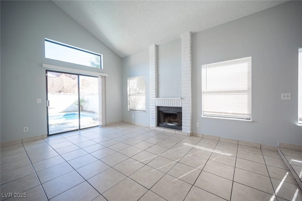 2433 Cycad Tree, Las Vegas, NV 89108