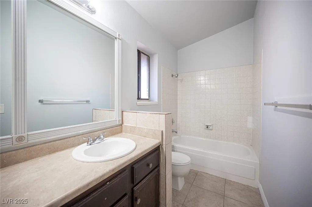 2433 Cycad Tree, Las Vegas, NV 89108