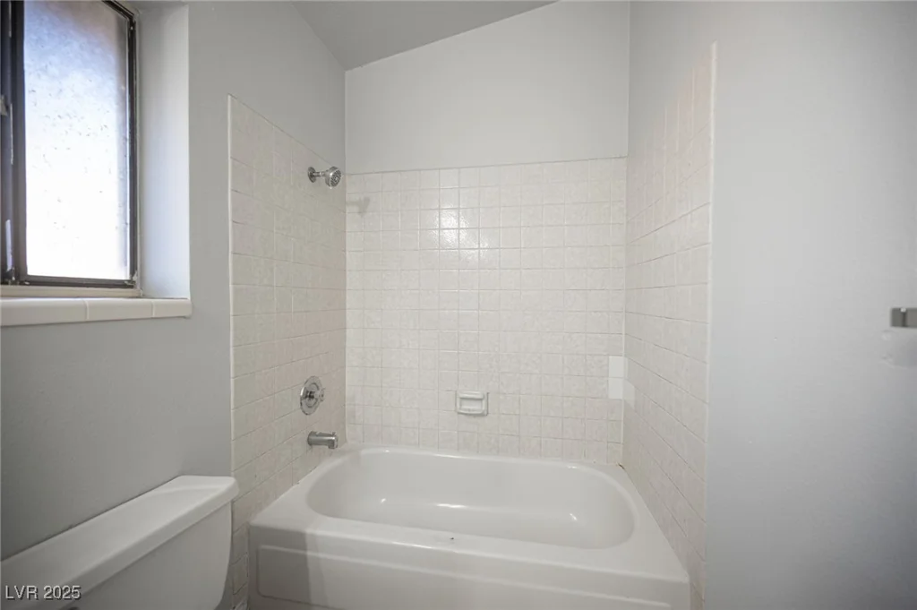 2433 Cycad Tree, Las Vegas, NV 89108