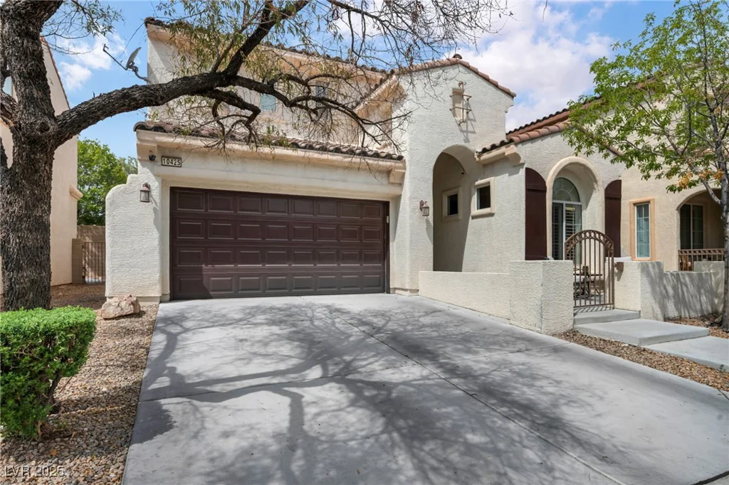 10425 Mulvaney, Las Vegas, NV 89141