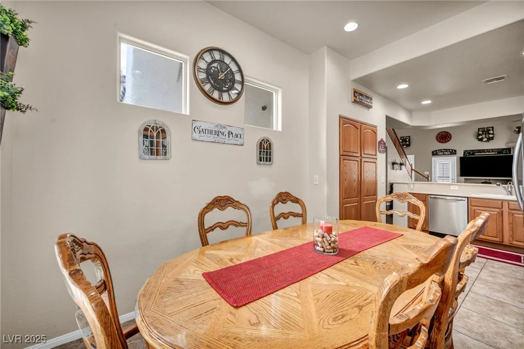 10425 Mulvaney, Las Vegas, NV 89141