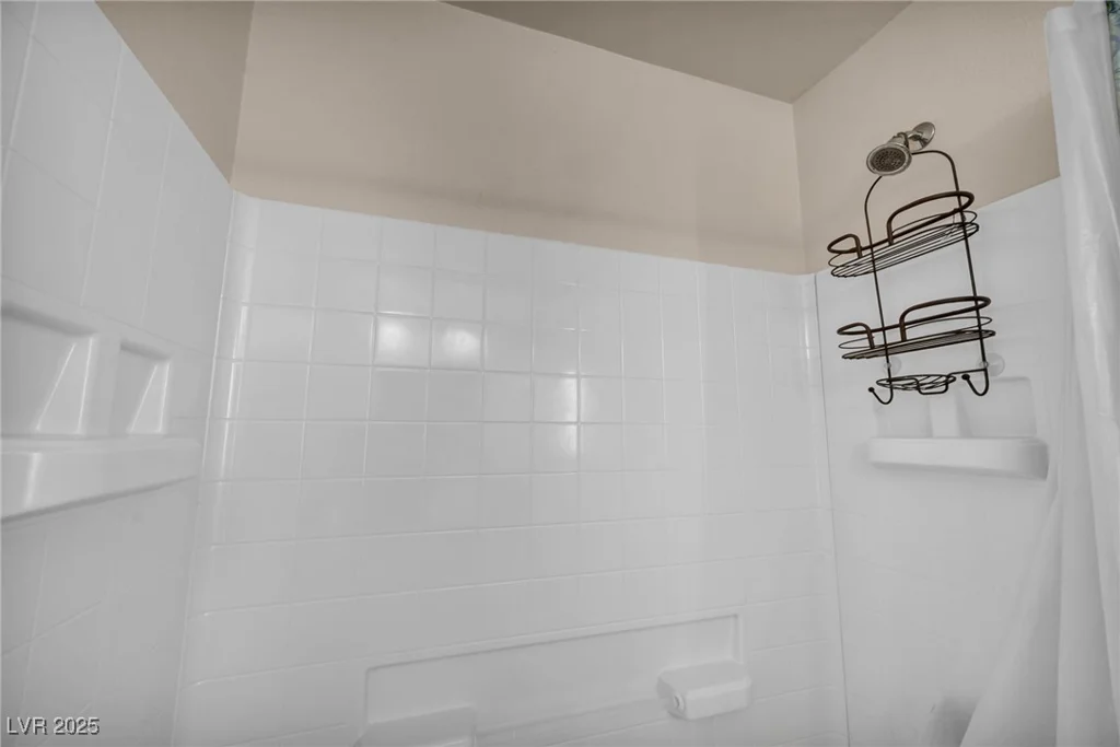 10425 Mulvaney, Las Vegas, NV 89141