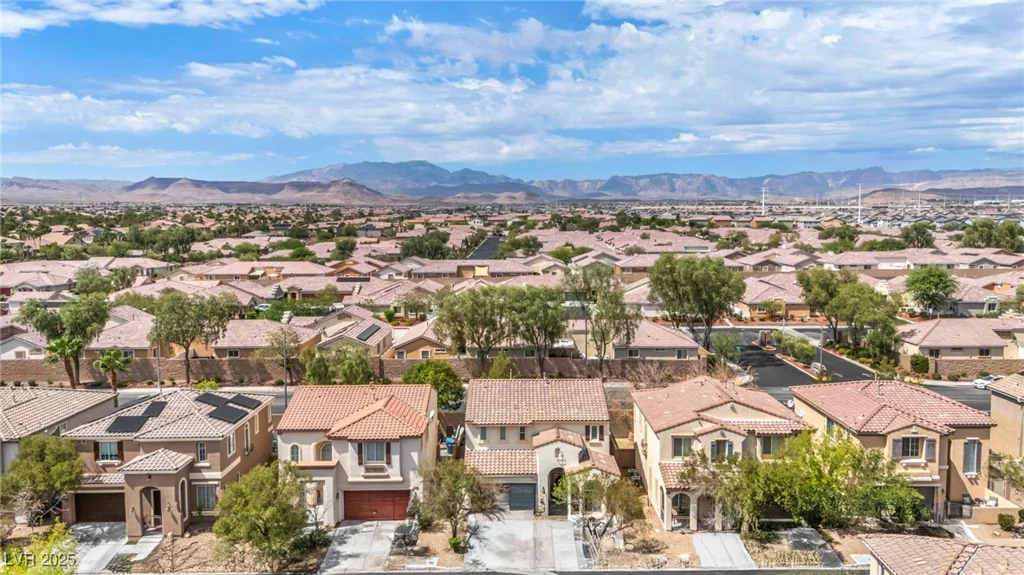 10425 Mulvaney, Las Vegas, NV 89141