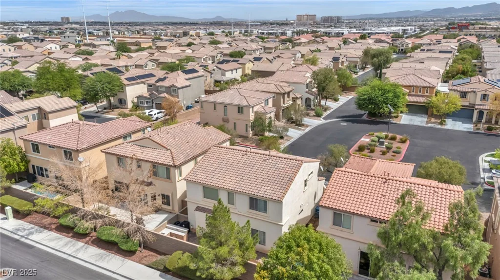 10425 Mulvaney, Las Vegas, NV 89141