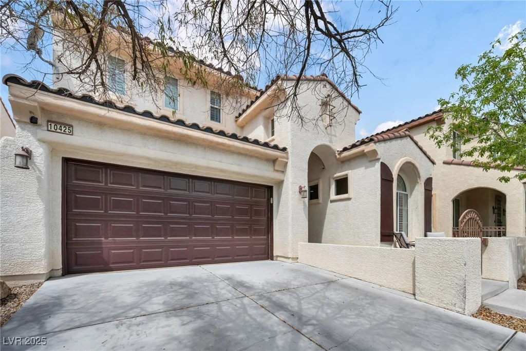 10425 Mulvaney, Las Vegas, NV 89141