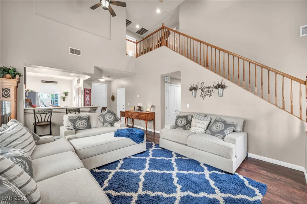 10425 Mulvaney, Las Vegas, NV 89141