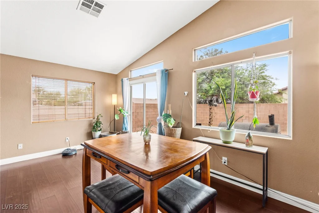 3748 Shallow Dove, North Las Vegas, NV 89032