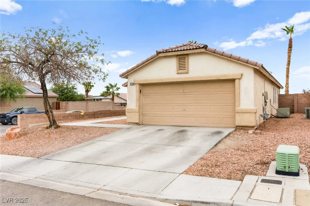 3748 Shallow Dove, North Las Vegas, NV 89032