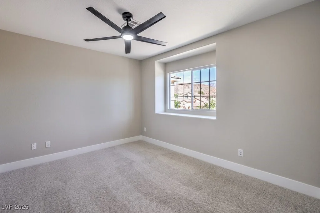 11039 PEGASUS, Las Vegas, NV 89135