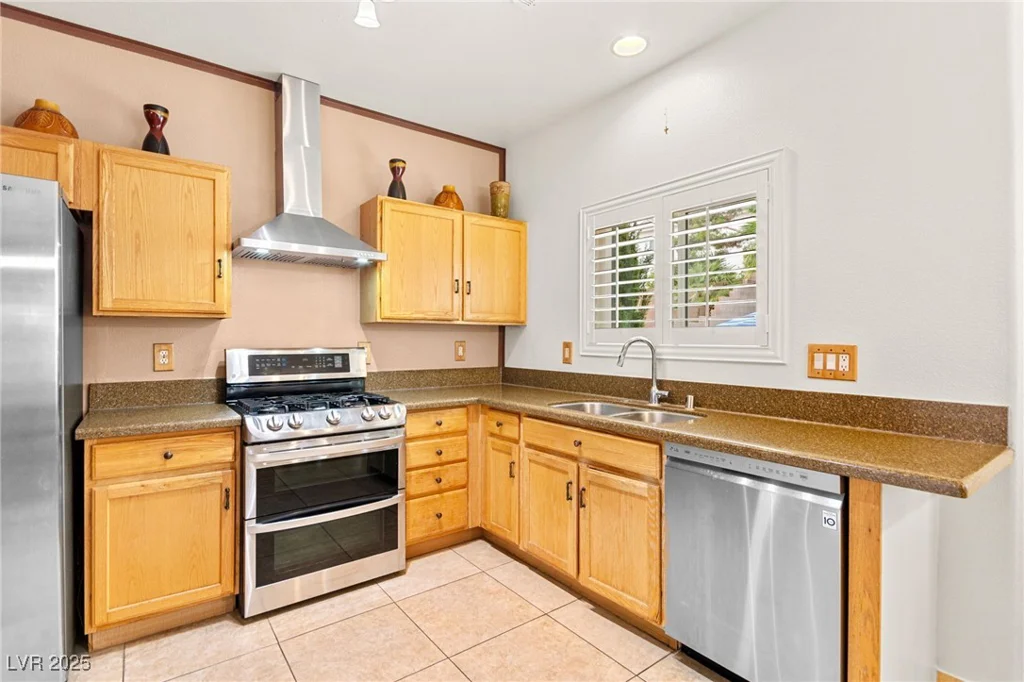 83 Saint Johns Wood, Henderson, NV 89002