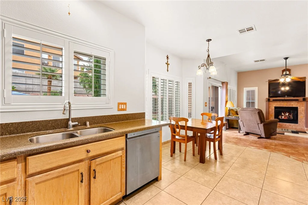 83 Saint Johns Wood, Henderson, NV 89002