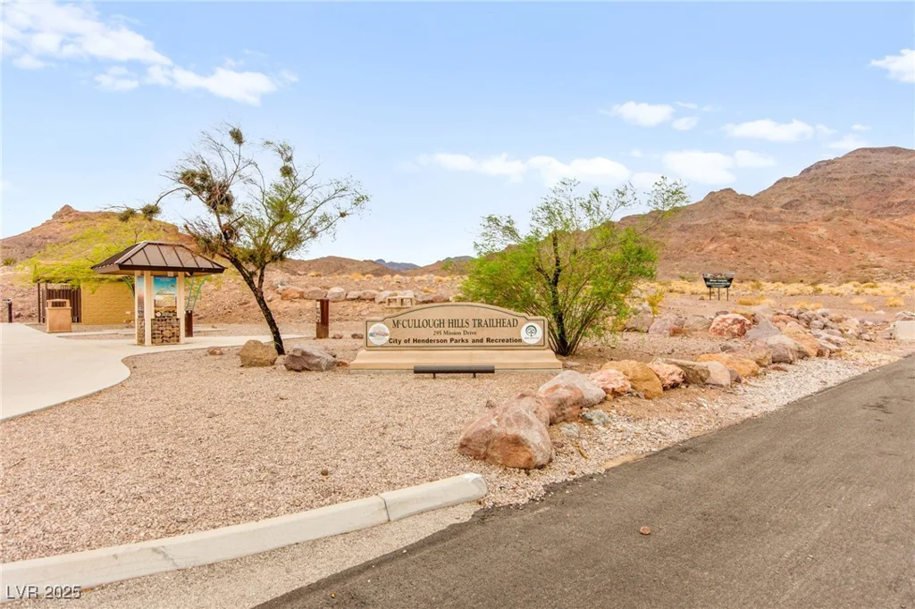 83 Saint Johns Wood, Henderson, NV 89002