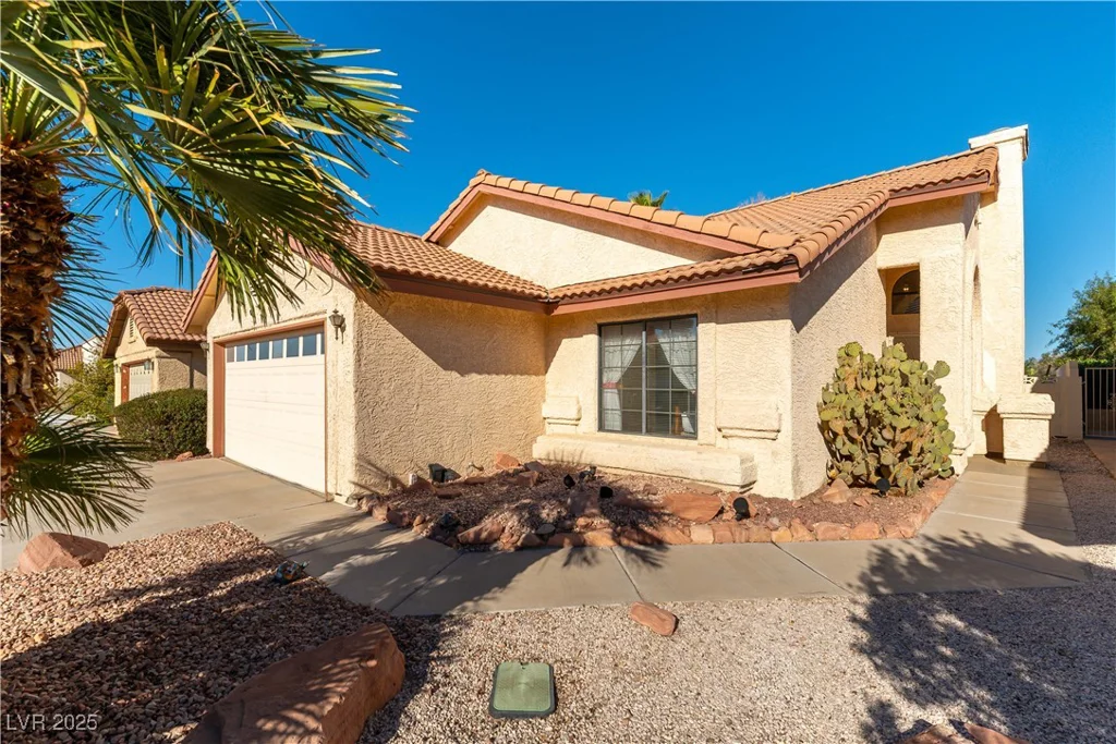 364 Rushing Creek, Henderson, NV 89014