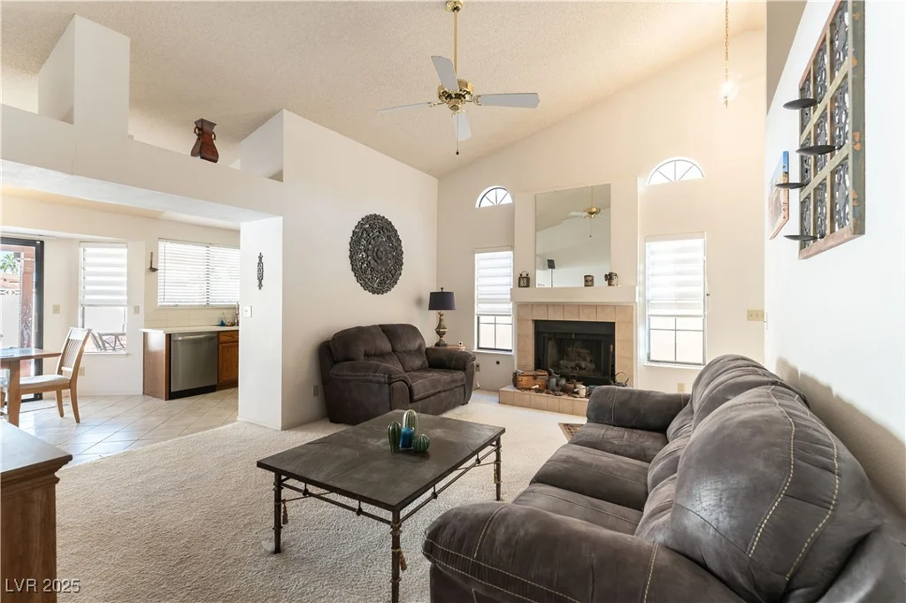 364 Rushing Creek, Henderson, NV 89014