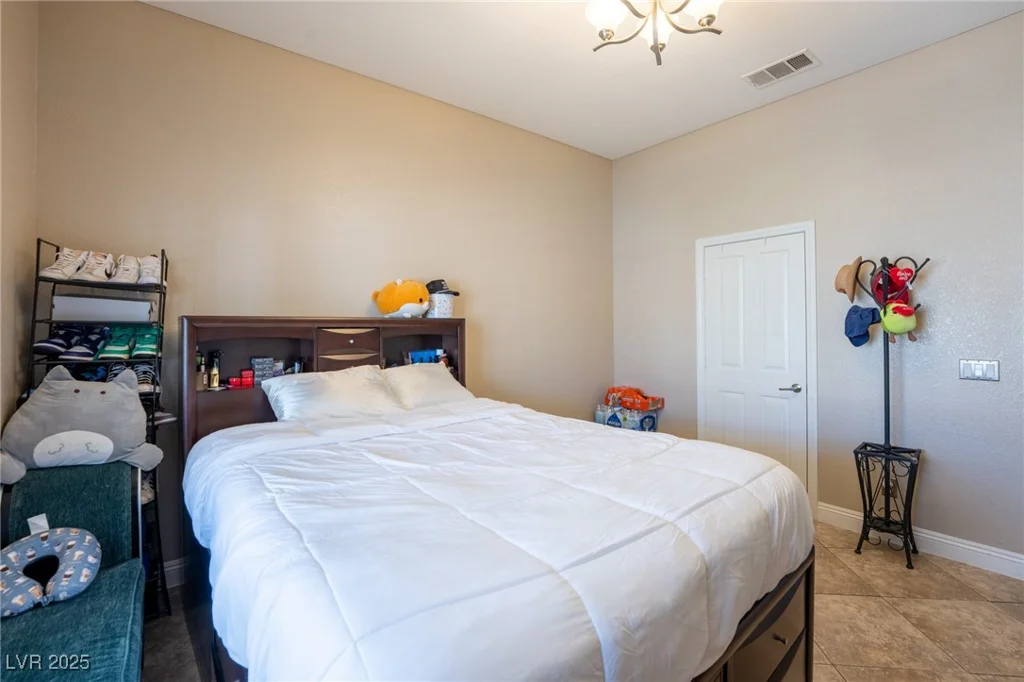 6632 Isolated, Las Vegas, NV 89110