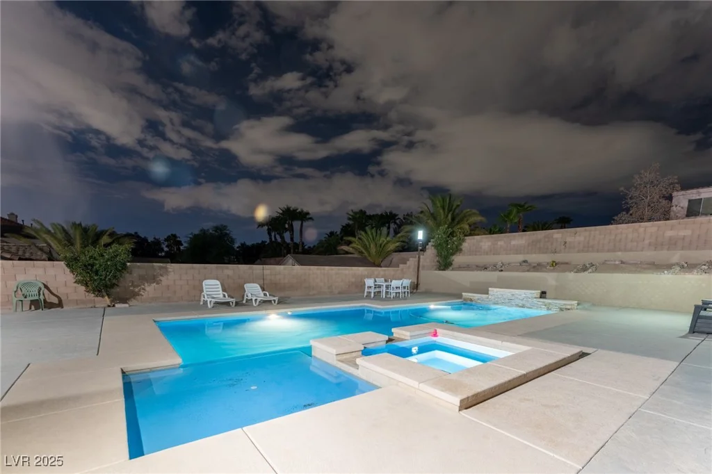 6632 Isolated, Las Vegas, NV 89110