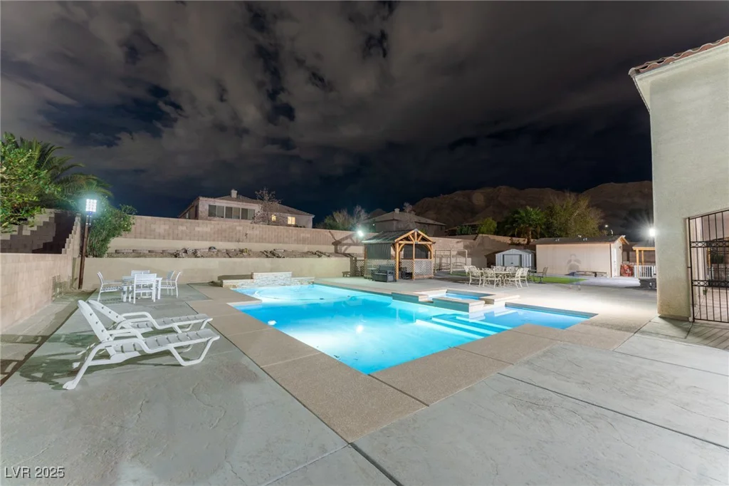 6632 Isolated, Las Vegas, NV 89110