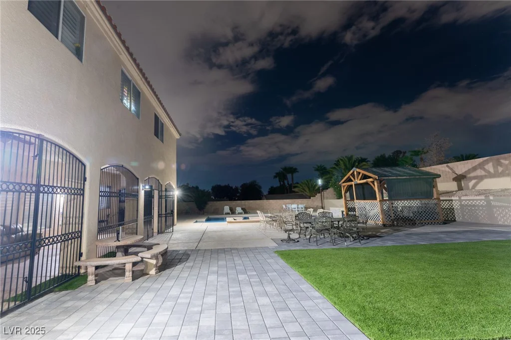 6632 Isolated, Las Vegas, NV 89110