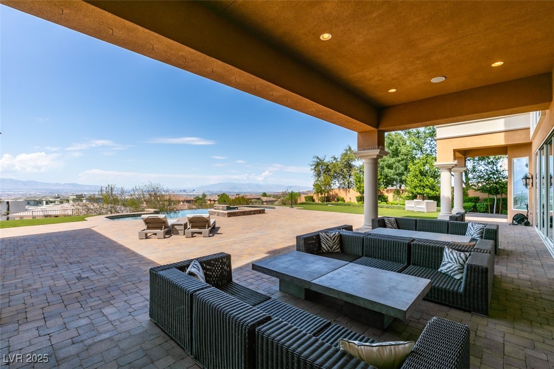 4 Awbrey, Henderson, NV 89052