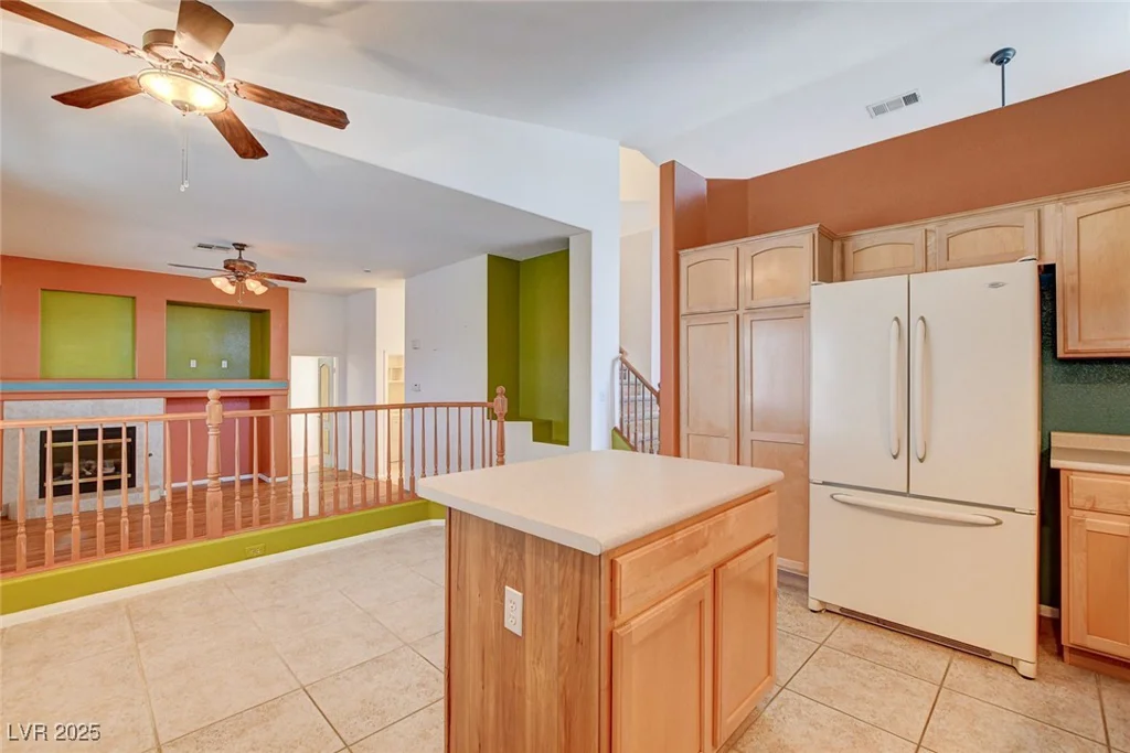 7463 Majestic Bay, Las Vegas, NV 89131
