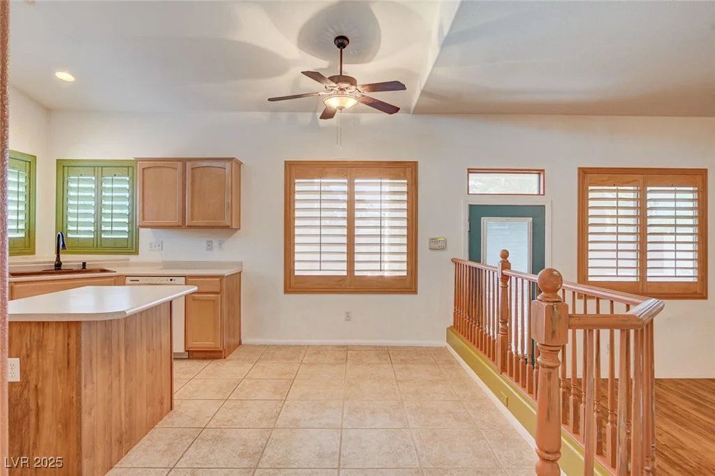 7463 Majestic Bay, Las Vegas, NV 89131