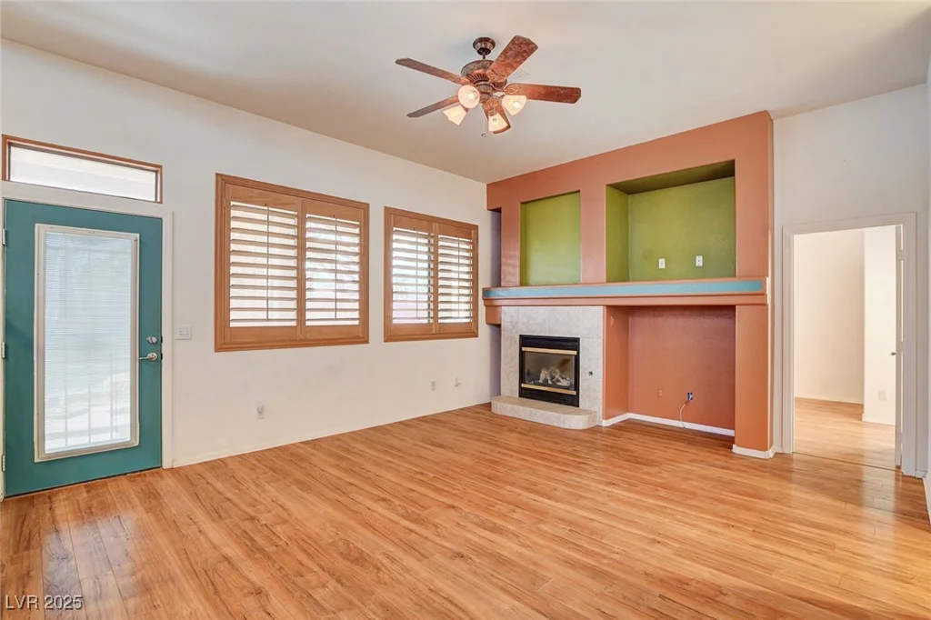 7463 Majestic Bay, Las Vegas, NV 89131