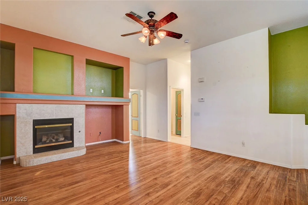 7463 Majestic Bay, Las Vegas, NV 89131