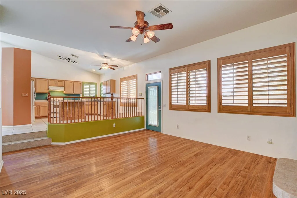 7463 Majestic Bay, Las Vegas, NV 89131