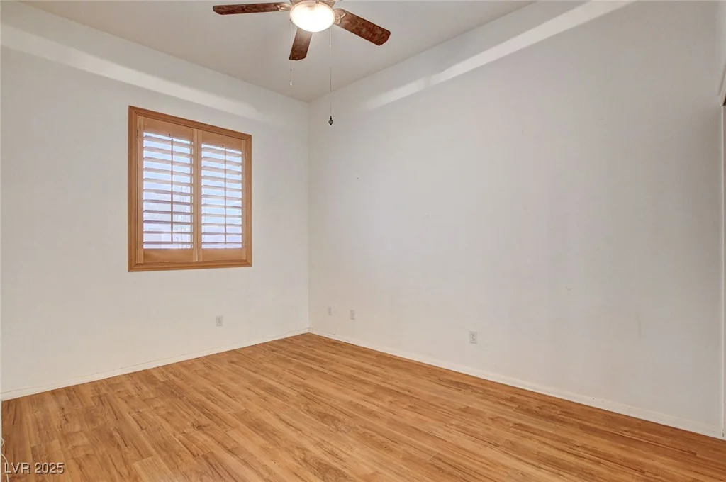 7463 Majestic Bay, Las Vegas, NV 89131