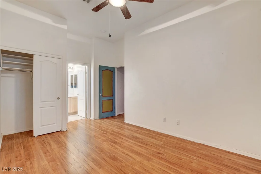 7463 Majestic Bay, Las Vegas, NV 89131