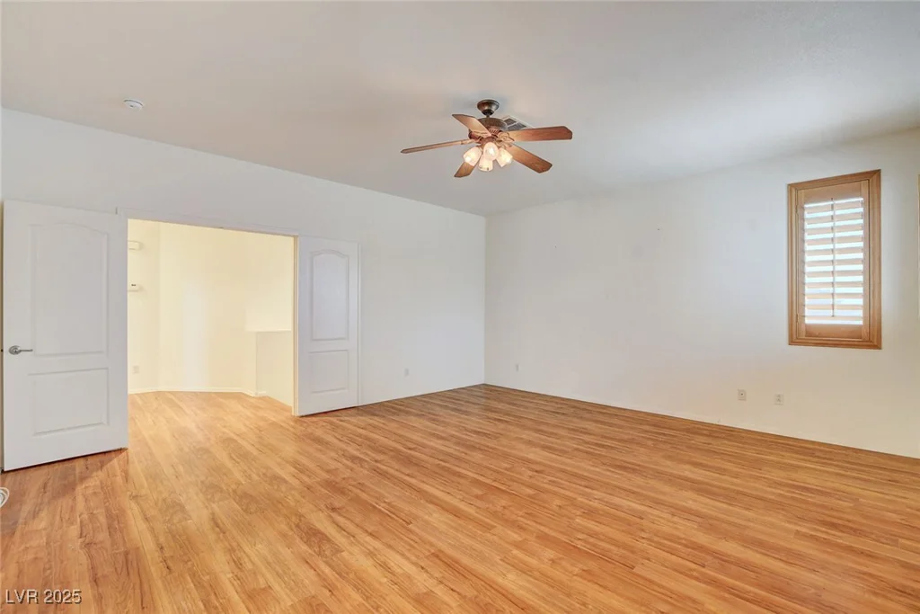 7463 Majestic Bay, Las Vegas, NV 89131