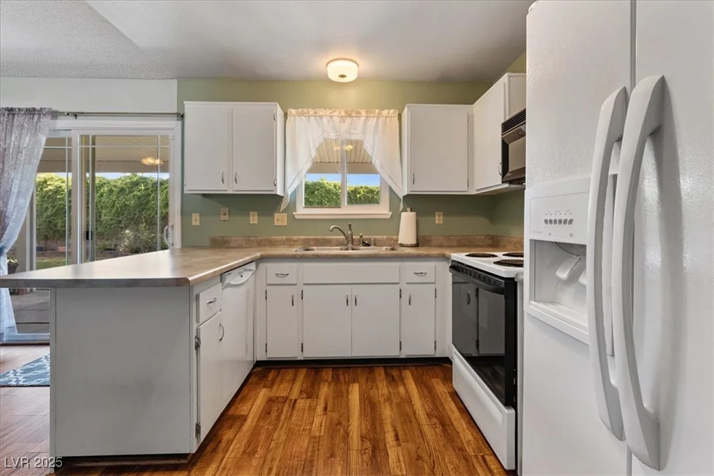 6413 Roy Rogers, Las Vegas, NV 89108