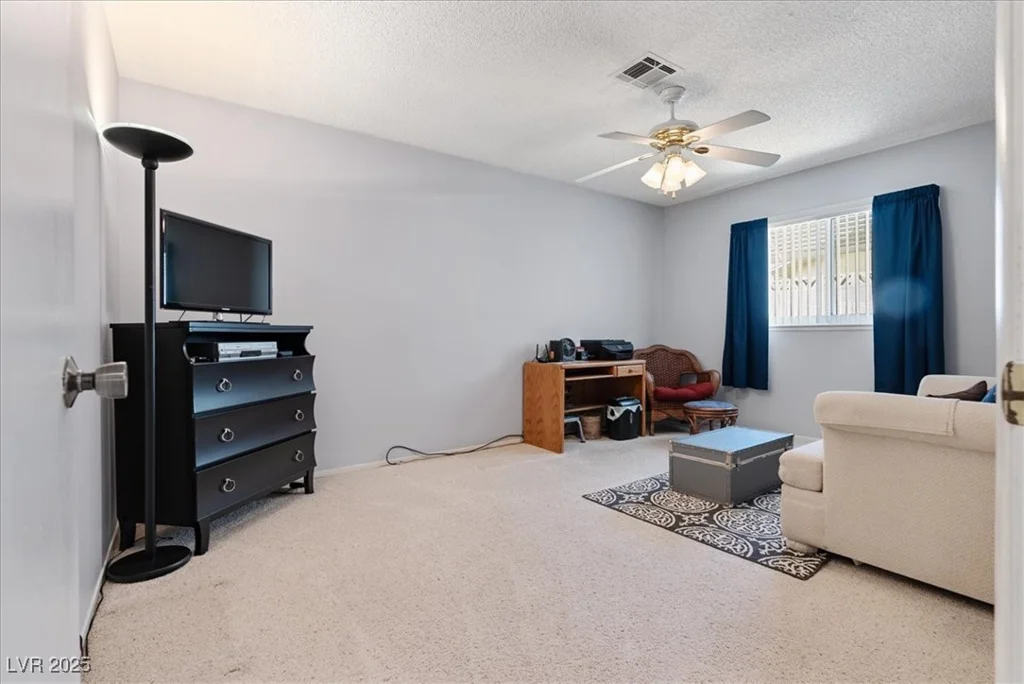 6413 Roy Rogers, Las Vegas, NV 89108