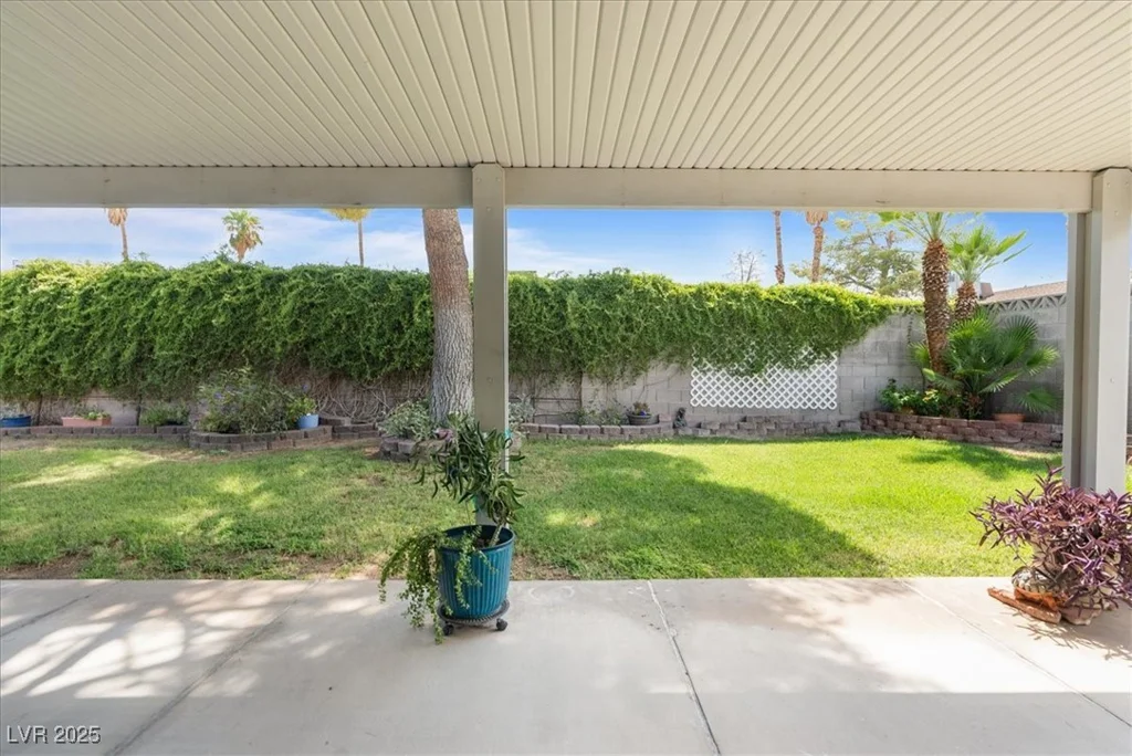 6413 Roy Rogers, Las Vegas, NV 89108