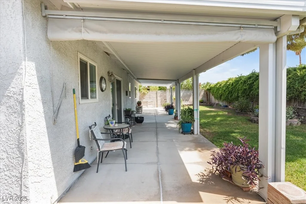 6413 Roy Rogers, Las Vegas, NV 89108