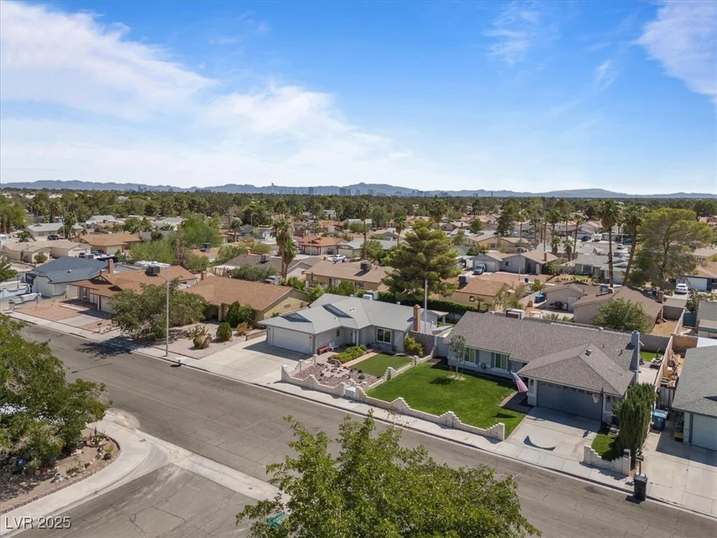 6413 Roy Rogers, Las Vegas, NV 89108