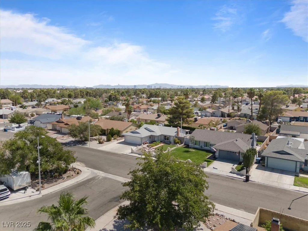 6413 Roy Rogers, Las Vegas, NV 89108