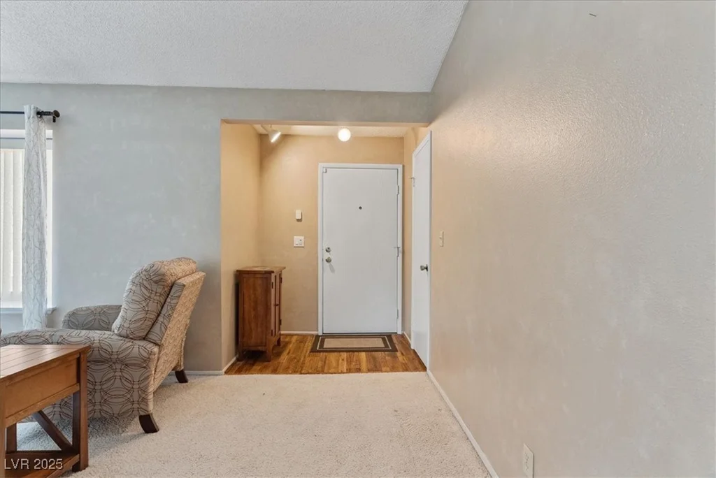 6413 Roy Rogers, Las Vegas, NV 89108