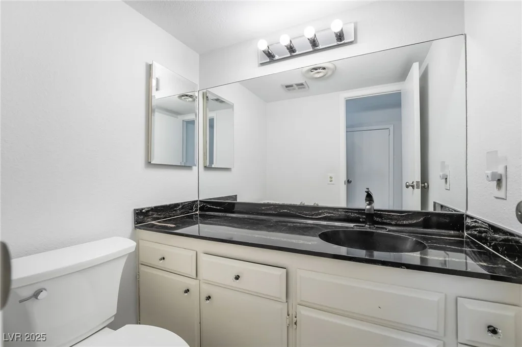 3141 Pinehurst, Las Vegas, NV 89109