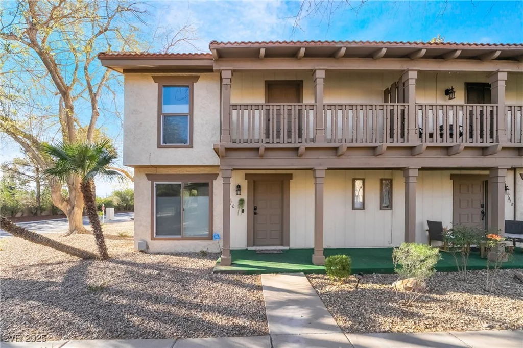 3141 Pinehurst, Las Vegas, NV 89109