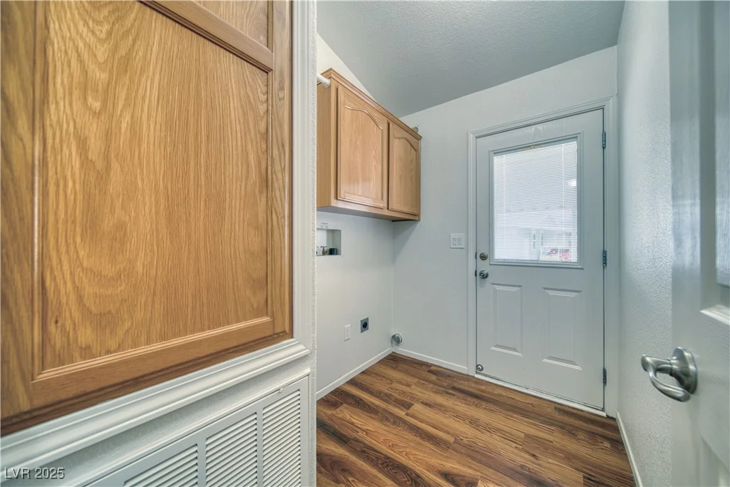 320 Riviera, Pahrump, NV 89048