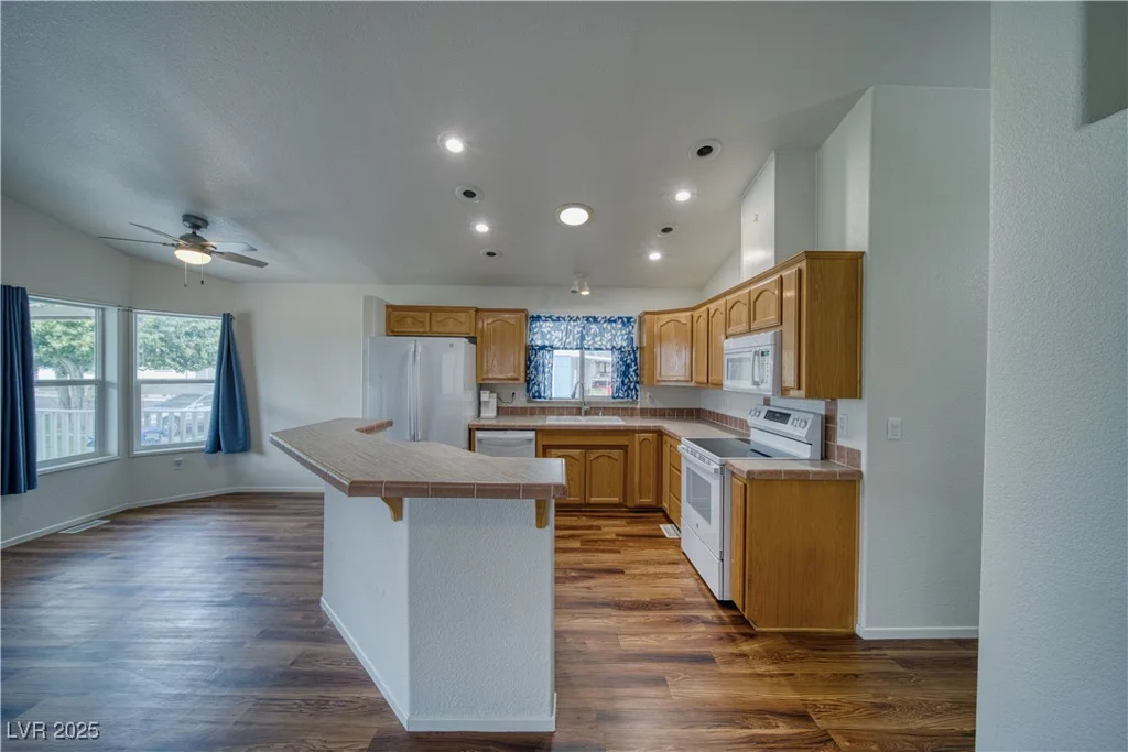 320 Riviera, Pahrump, NV 89048