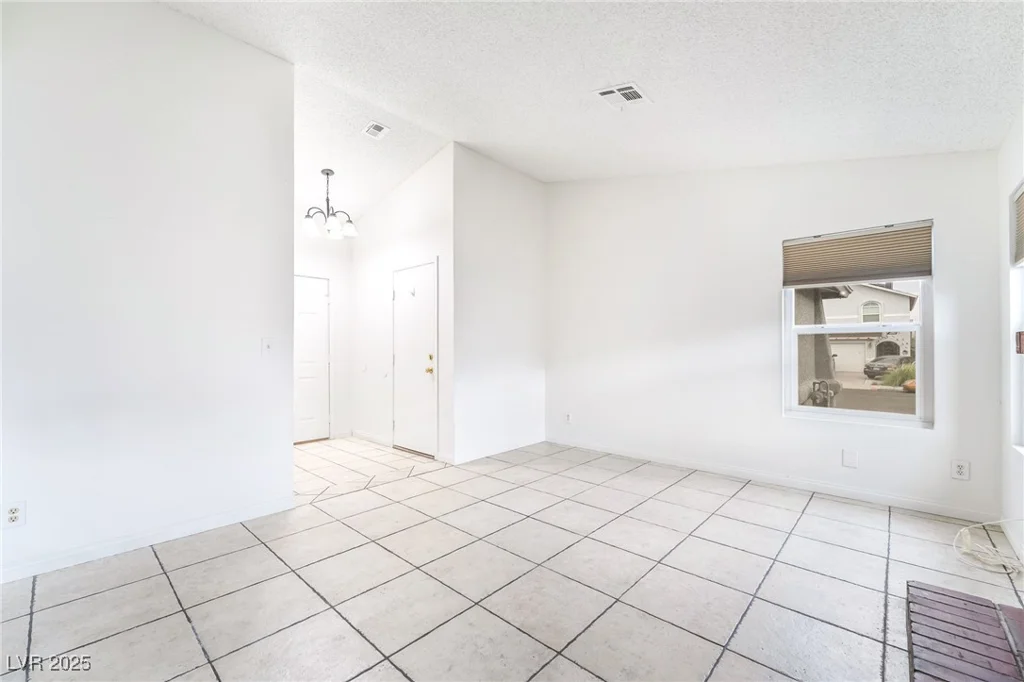 542 Dutchman, Henderson, NV 89011