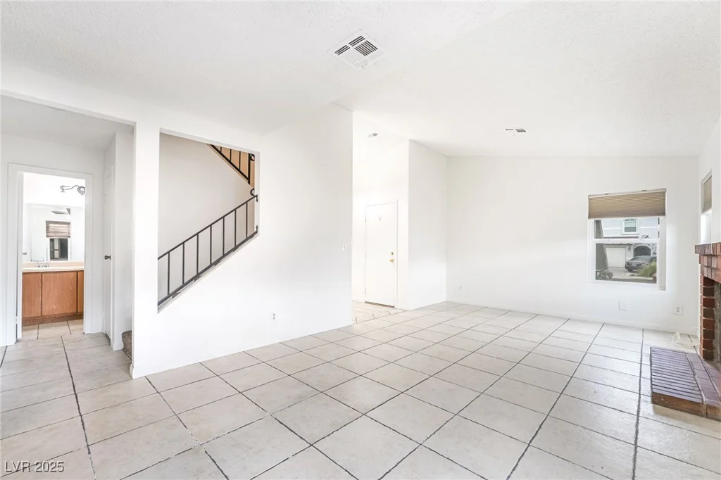 542 Dutchman, Henderson, NV 89011