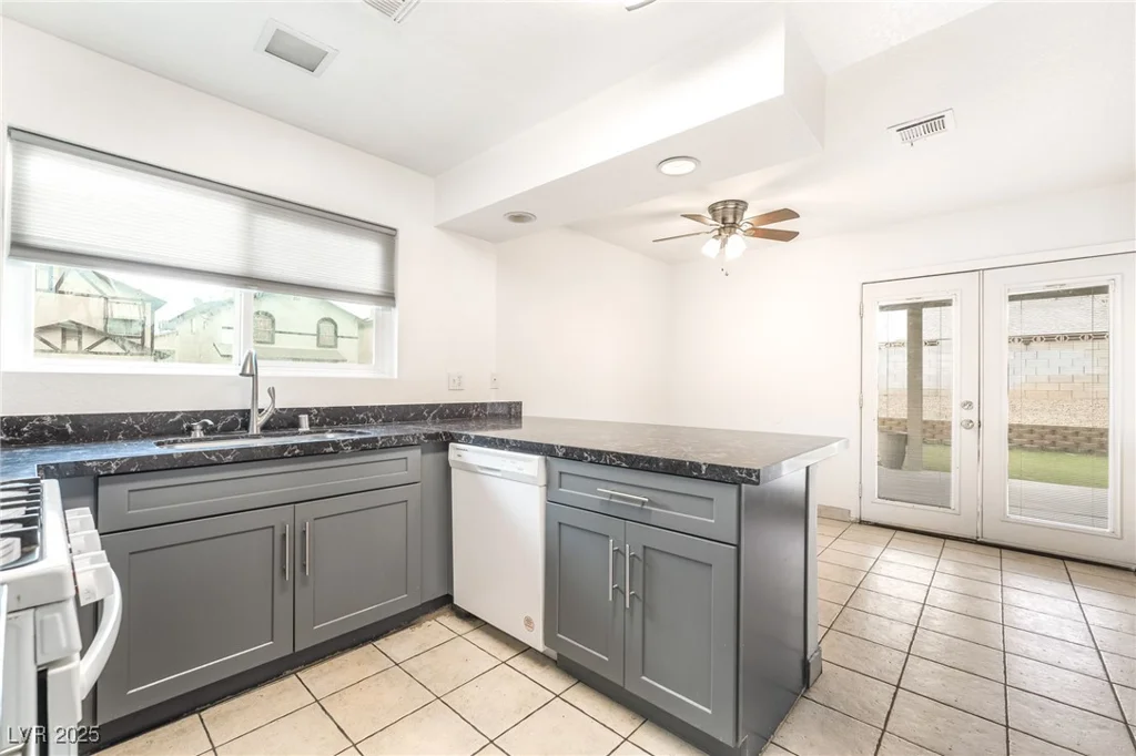 542 Dutchman, Henderson, NV 89011